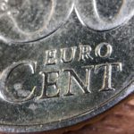 Der Schriftzug Euro-Cent im Detail.