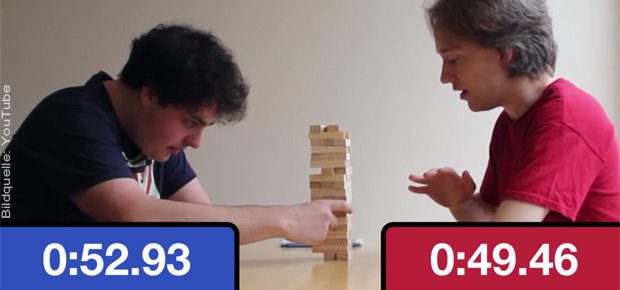 Schachuhr Jenga - eine fixe YouTube-Idee, die ihr mit einer Schachuhr App fürs iPhone und einem Jenga-Turm nachmachen könnt. (Video: s. u.)
