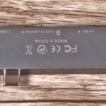 Auf der Unterseite des USB-C Mini Docks sind alle Anschlüsse nochmal aufgedruckt.