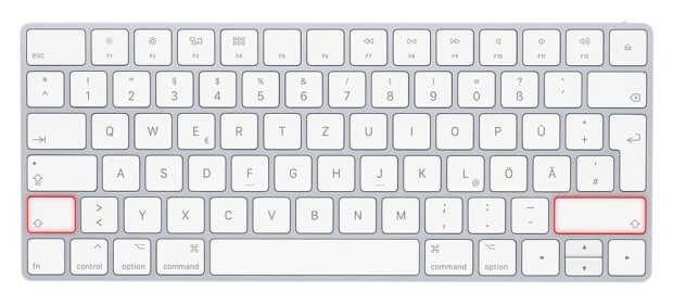 Hier seht ihr, wo sich auf der (kleinen) Apple-Tastatur die Mac Umschalttaste befindet.