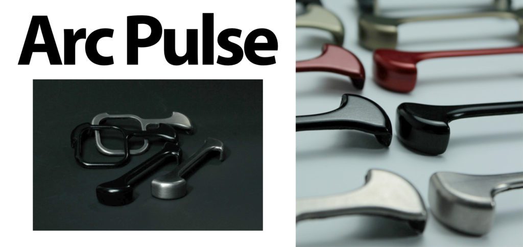 Mit Arc Pulse wollen die Macher hinter Arc das iPhone-Gefühl beibehalten, aber dennoch einen Schutz anbieten. Hier wird das iPhone Case neu gedacht und nur die Ecken sowie die Kamera geschützt.
