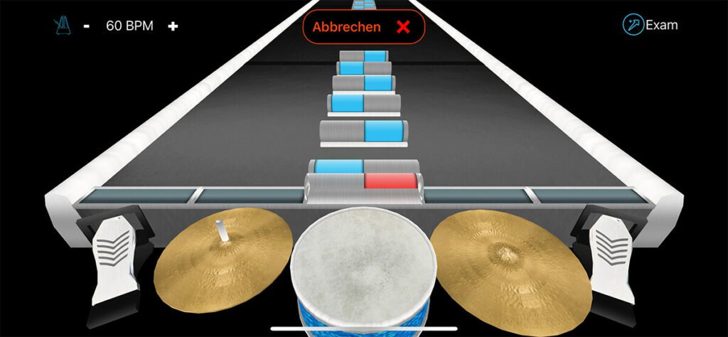 Mit dem "Lernen"-Modus kann man sein Schlagzeugspiel verbessern und über den Button "Exam" sogar eine kleine Prüfung ablegen.