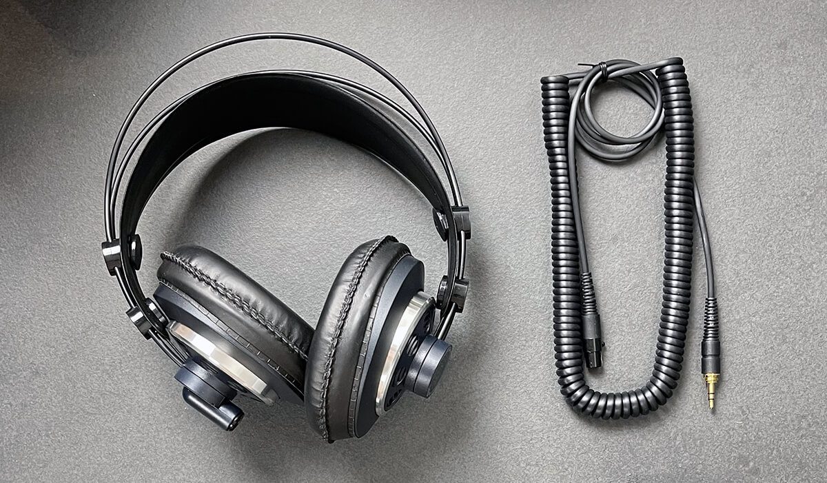 En prueba: auriculares de estudio AKG K240 MKII con cable intercambiable