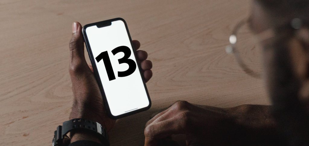 Hier findet ihr den Gerüchte-Check zum Apple iPhone 13 vor der großen September-Keynote des Herstellers. Wie steht es um das Redesign, die Eliminierung von Lightning und den Einbau des M1-Chips in das Smartphone?
