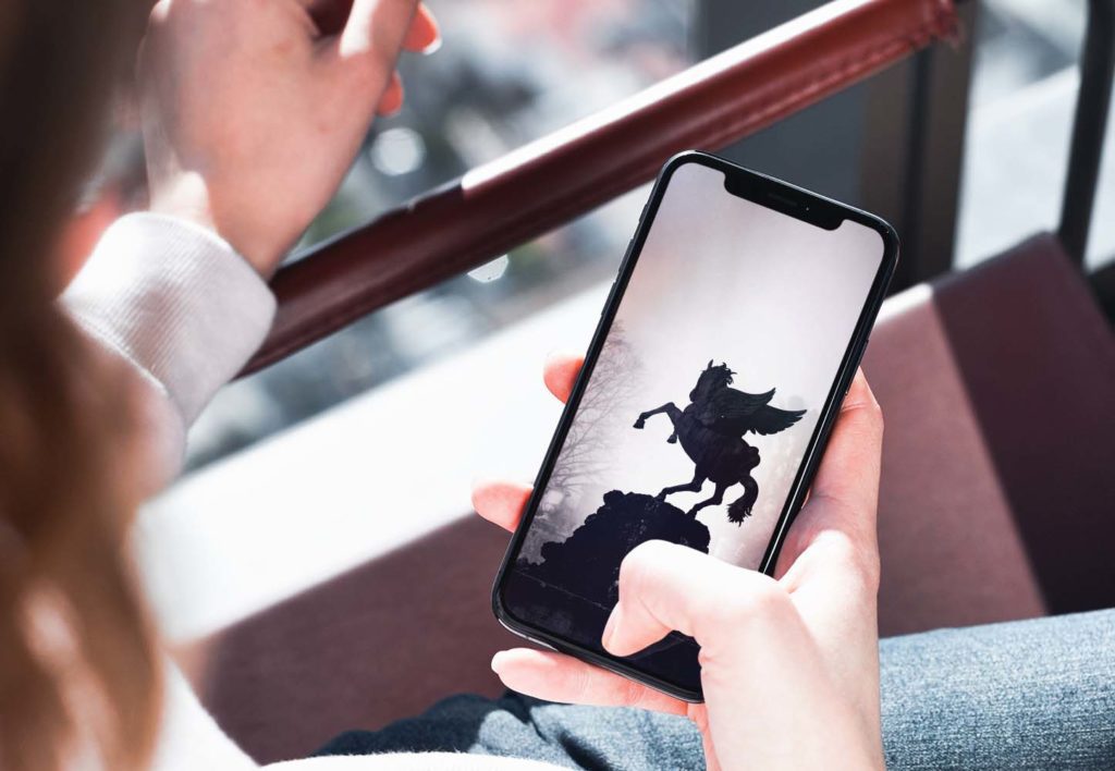 Beim echten Pegasus-Hack erscheint leider kein Pferd auf eurem iPhone, sondern es wird für normale Benutzer völlig unsichtbar überwacht (Foto: Sir Apfelot).