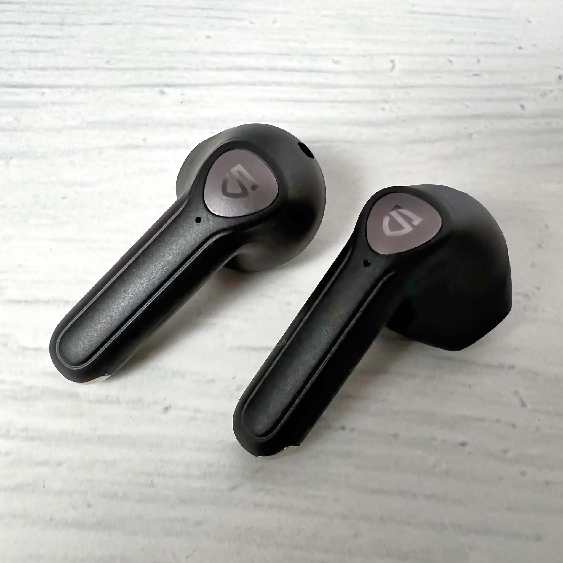 Review: Soundpeats Air3 vs. Apple AirPods 3