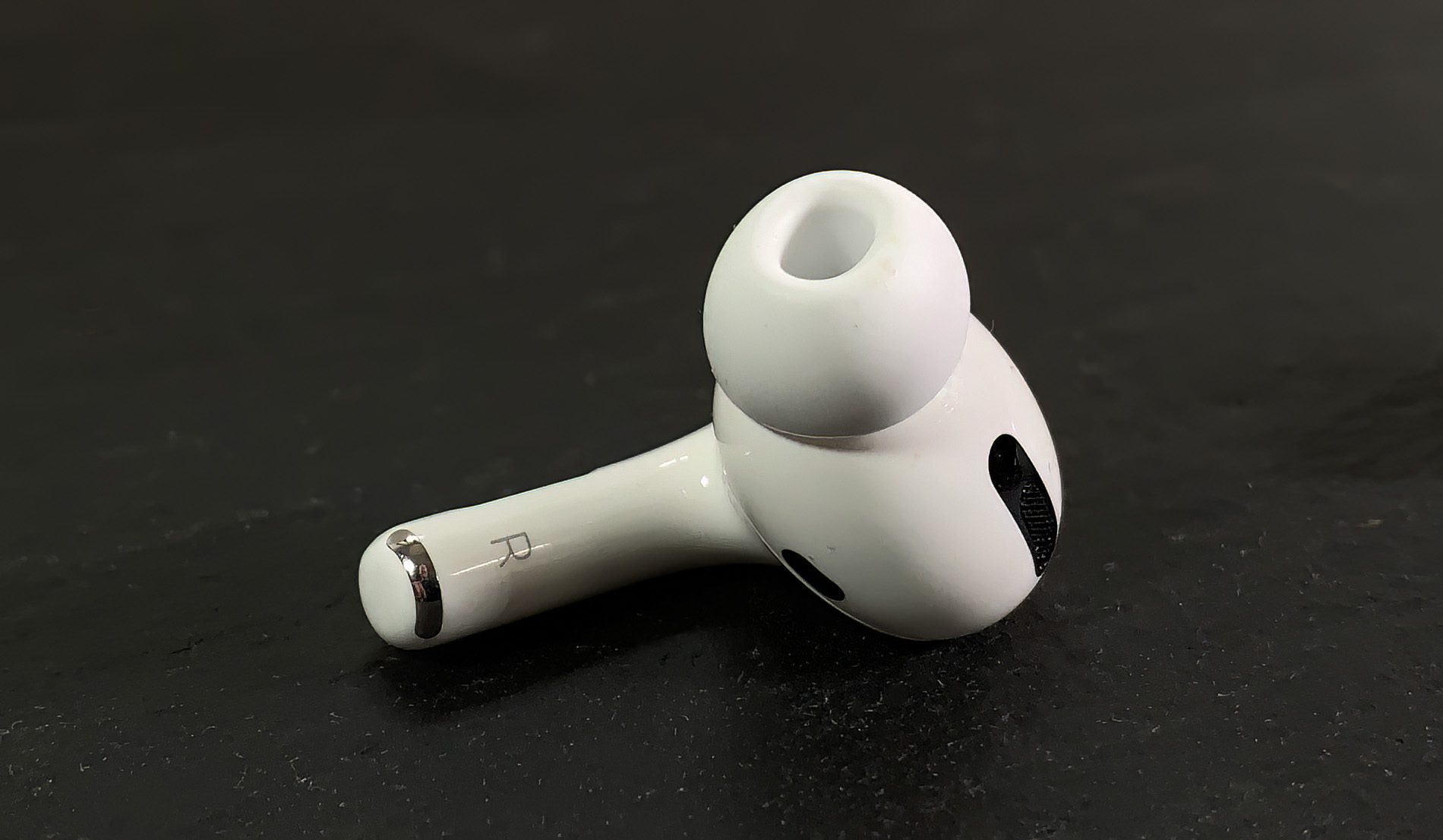Die AirPods Pro Ohrhörer kann man bei Apple direkt auch einzeln nachbestellen – leider ist der Ersatz nicht ganz günstig (Fotos: Sir Apfelot).