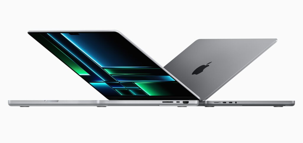 Das neue Apple MacBook Pro mit 14-Zoll-Display und wahlweise M2 Pro Chip oder M2 Max Chip in anpassbarer Konfiguration ist nicht nur leistungsstärker, sondern bringt auch eine längere Akkulaufzeit mit als der Vorgänger aus 2021.