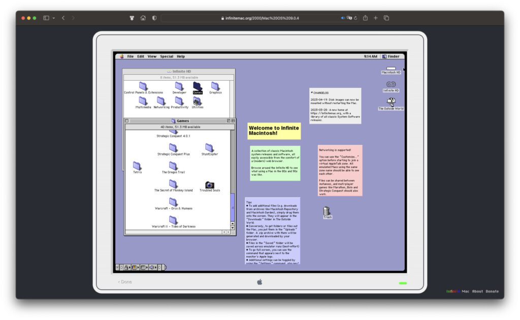 Hier das aktuell "neueste" Mac-Betriebssystem Mac OS 9.0.4 in der Emulation. Es wird ein virtueller Monitor angezeigt, auf dem man die einzelnen Ordner, Dateien, Apps, Spiele, Menüs und Netzwerkfunktionen nutzen kann.