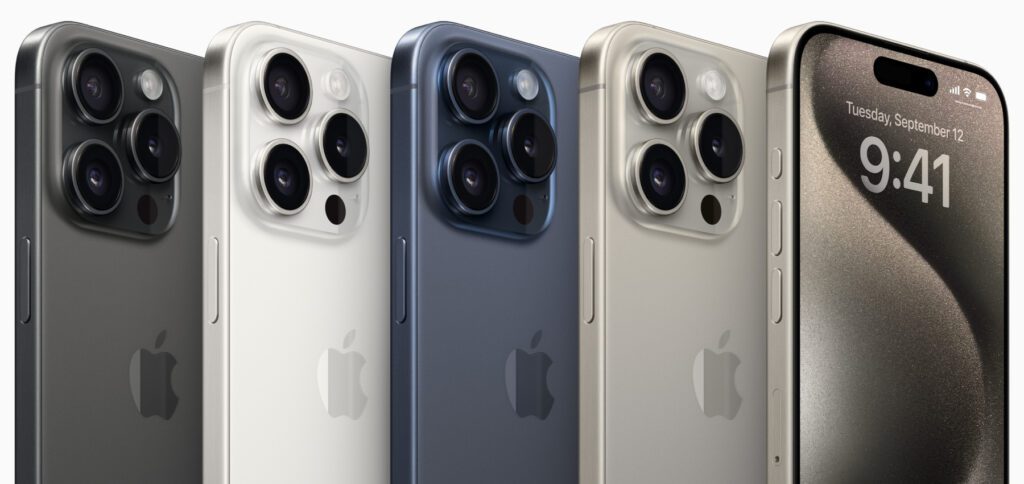Die Nutzung von Titan und vor allem "Grade 5 Titan" ist nichts Besonderes. Jedoch hat Apple sich Patente für die Aufbereitung der Metalloberfläche gesichert. So sieht das Gehäuse des iPhone 15 Pro (Max) besser aus.