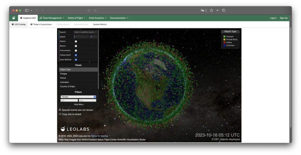 Die 3D-Karte von LeoLabs zeigt euch, was im Low Earth Orbit (LEO) los ist. Neben Satelliten und Raketenteilen könnt ihr euch Trümmer und Schrott verschiedener Größe anschauen. Die Karte ist interaktiv.